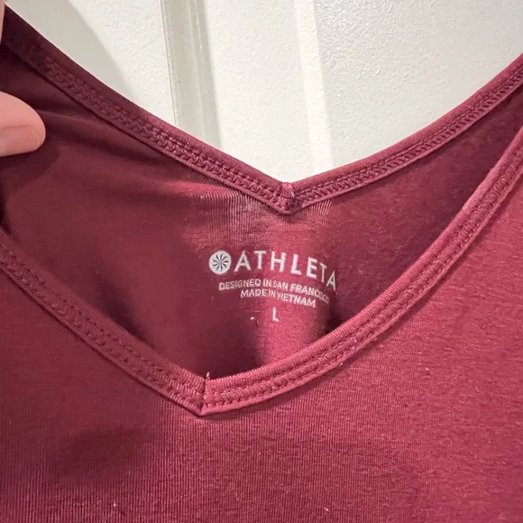 Athlete Double V-Neck tank - Picture 2 of 4